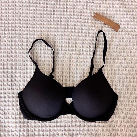 NWT Skims Fits Everybody T-shirt Bra - Picture 3 of 4